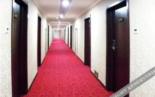 Baiji Hotel (Zhengzhou Erqi Square David City Branch)