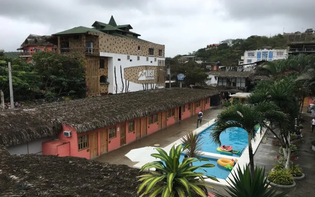 Slumber Party Montañita