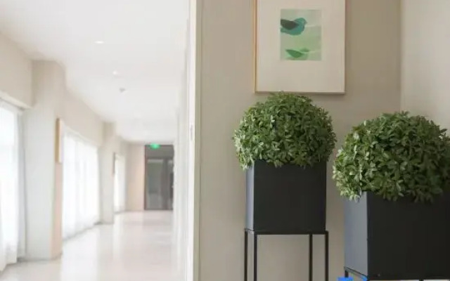 Home Inn Selected (Shanghai Lingang Xincheng Dishui Lake)