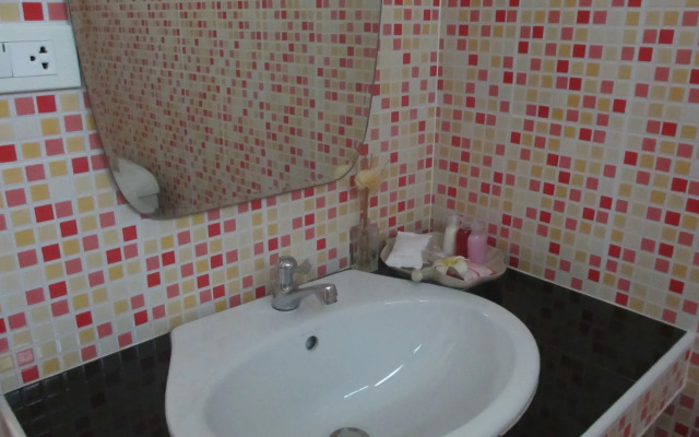 Real Relax Resort & Beauty Massage
