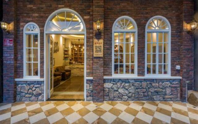 Summer Blossom Inn (Sanyabay Branch)