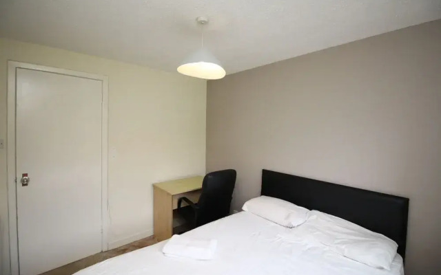 NEW 2BD Flat With Garden Views - West End Glasgow