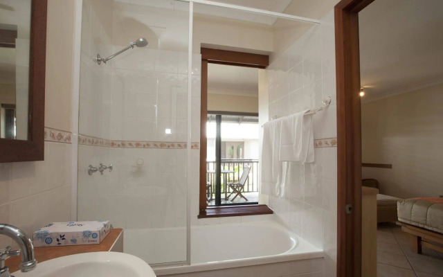 Seascape Holidays- Hibiscus Apartment