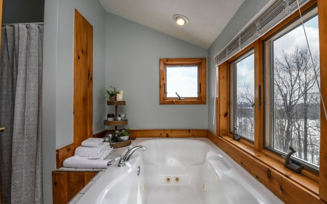 The Quarterdeck 4 Bedroom House