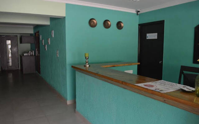 OYO 2119 Hotel Arotel Rooms@Suites