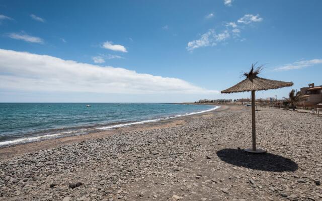 Home2Book Charming Casa Marinera, Terrace