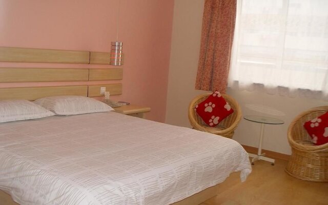 Hanting Hotel Jinan Quancheng Square Chaoshan Street