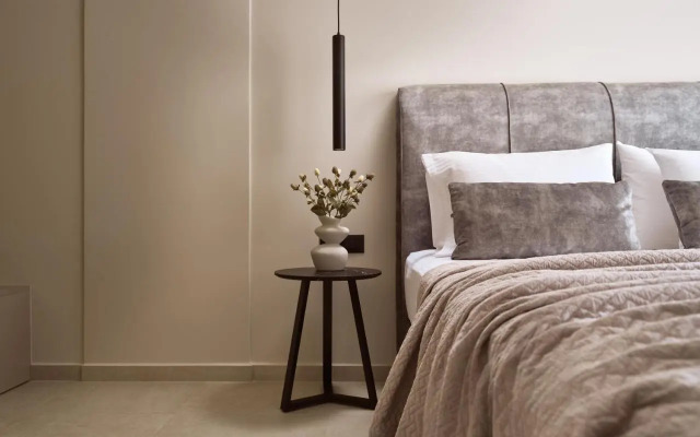 Avra Suites