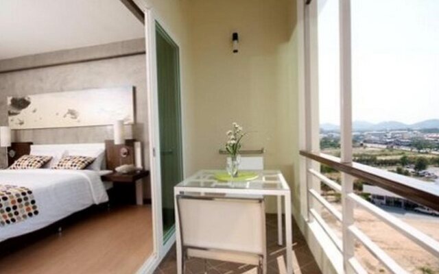 Sala@ Hua Hin Service Apartment and Hotel