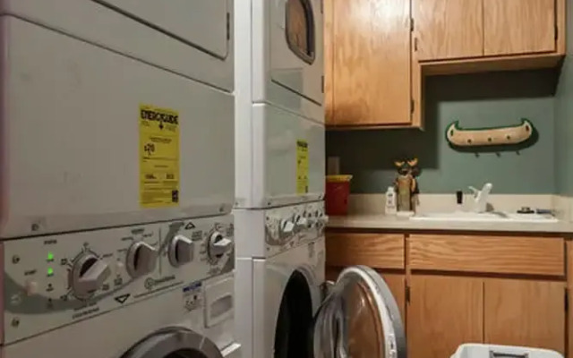 Pine View Lodge by Tahoe Mountain Properties