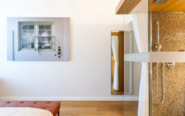 B2 Boutique Hotel + Spa