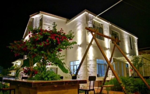 Comfort Forrest Inn