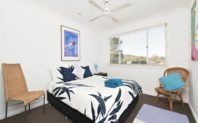Shoal Bay Riggers – Guest Rooms – Shoal Bay