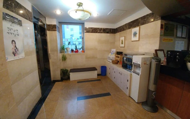Prima Motel