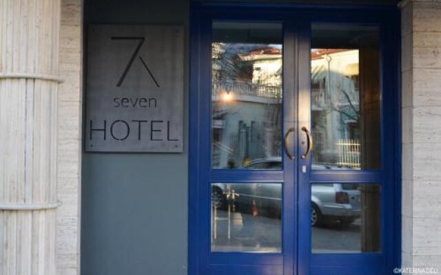 7 Seven Hotel