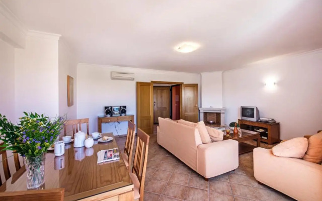 Jardim da Meia Praia Apartment