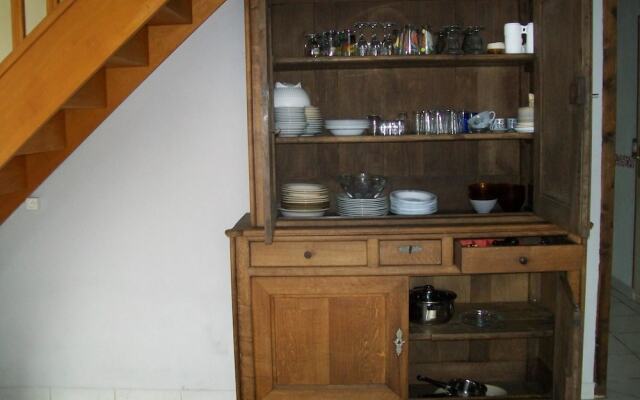 House With 3 Bedrooms in Reffuveille, With Furnished Garden and Wifi