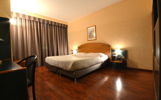 Sun Hotel