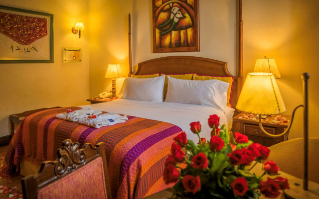 Porta Hotel Antigua