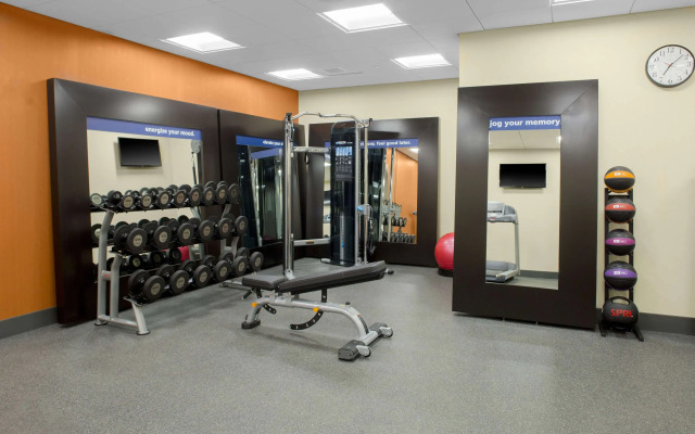 Hampton Inn and Suites Manchester