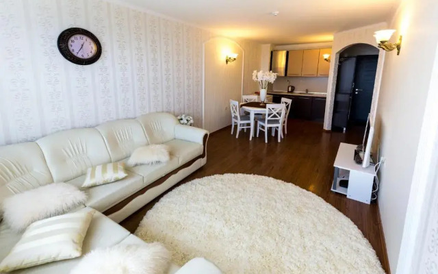 Europroperties Sirena Apartaments