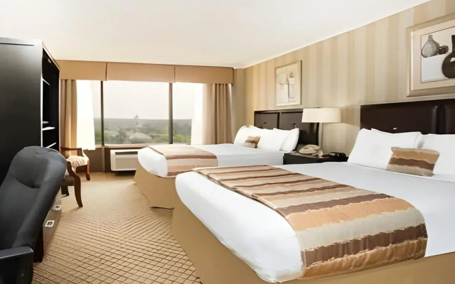 Ramada Hotel & Conf Center by Wyndham Augusta Downtown