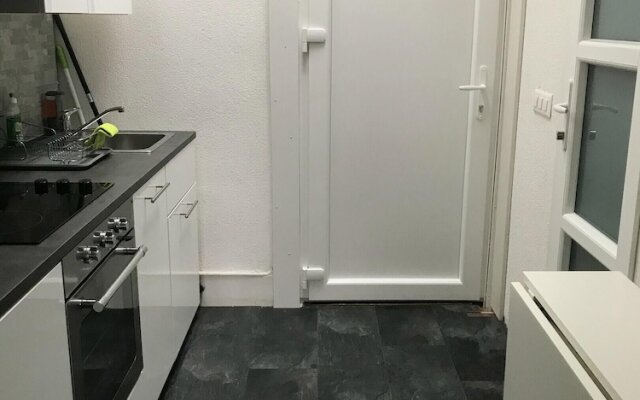 Apartment with One Bedroom in Neuchâtel, with Wifi - 2 Km From the Beach