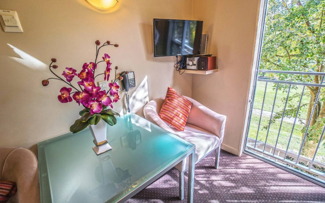 162 Kings of Riccarton Motel