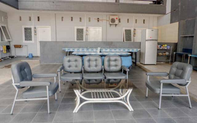 J3 Residence Syariah by OYO Rooms
