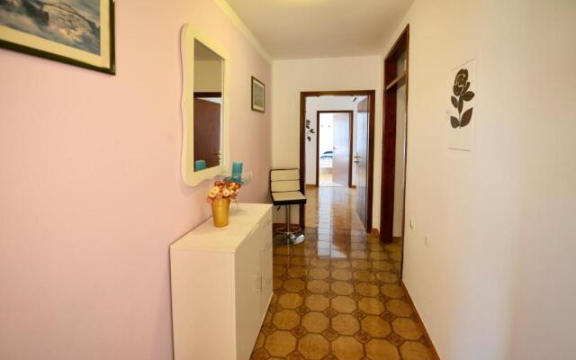 Apartment Kuki (PRC159)