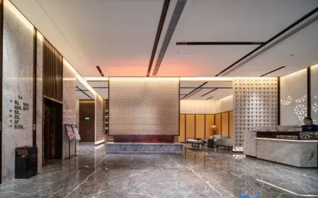 Ousika International Hotel (Dalang Lixiang Park Metro Station Branch)