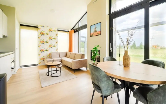 Tranquil Holiday Home With Views