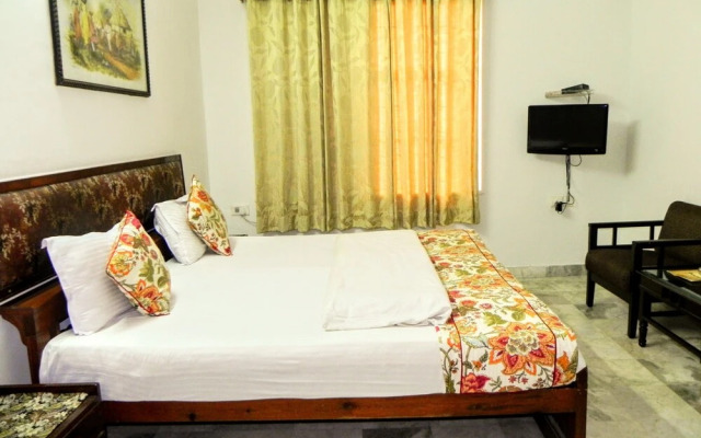 Hotel Kishan Kunj