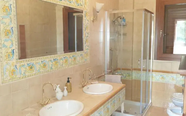Bellona 319
