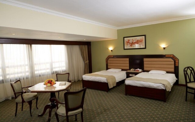 Pyramisa Suites Hotel Cairo