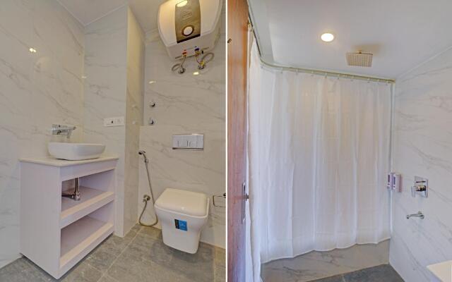 OYO Townhouse 624 Hotel C Suites