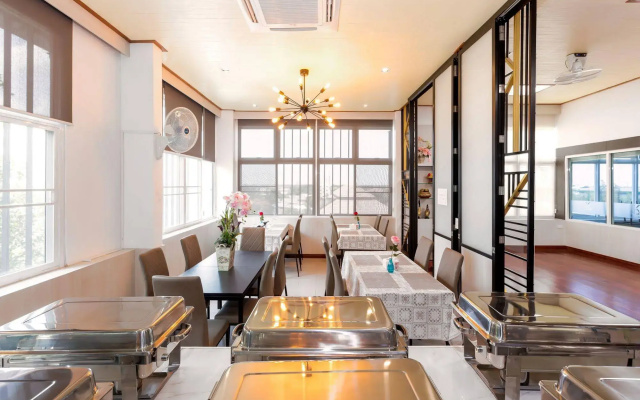 RoomQuest Suvarnabhumi Airport Rom Klao