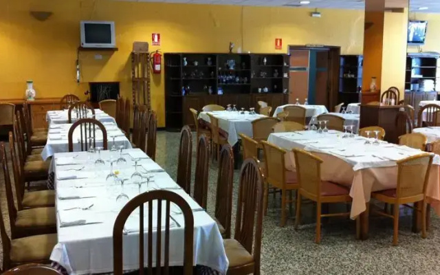 Hotel Arturo Portal De Monegros