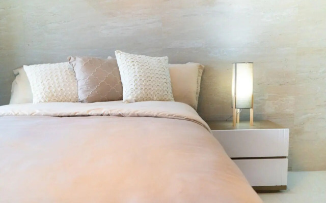 Econosuites Fundidora