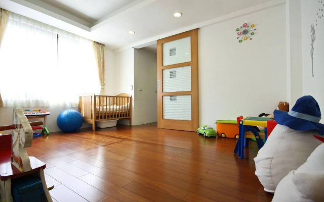 VV House