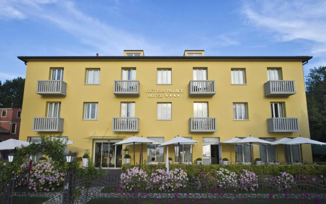 Viktoria Palace Hotel