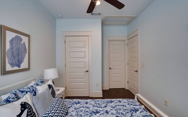 Beachwalk by Destin Getaways