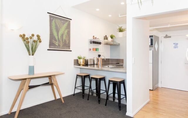 TOWNY - Urban Loft - Two Bedrooms