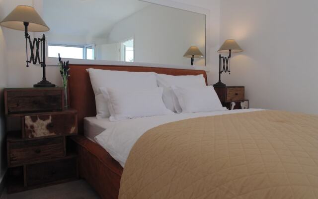 Downtown Luxury Suites