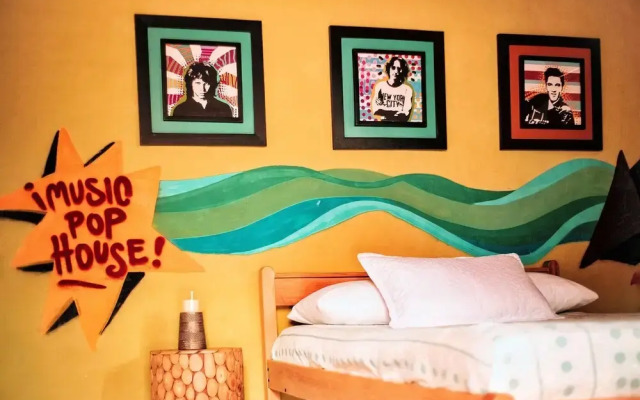 Pop House Montañita