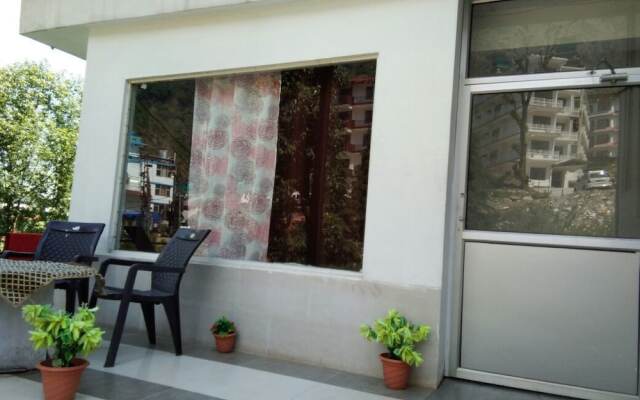 Dhauladhar Heights