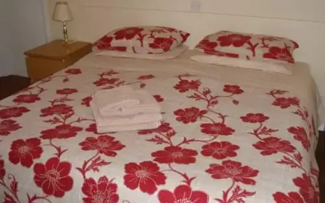 Briarfields Motel