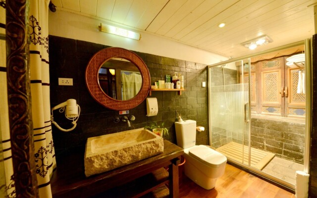 Lijiang Shuhe Youyiju Private Club