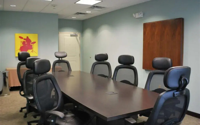 Hampton Inn & Suites Nashville @ Opryland