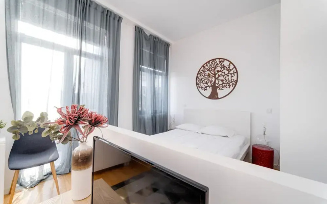 Nomad s Netto Subway - Romantic Terrace